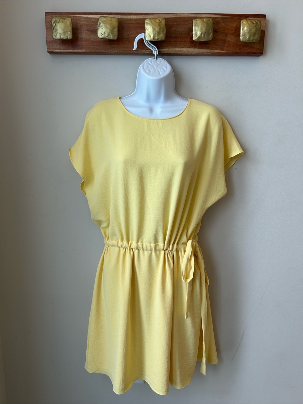 NWT Naked Zebra Yellow Drawstring Waist Shift Dress Dolman Sleeve Size Large